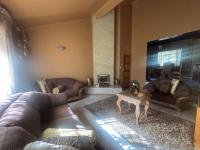  of property in Die Heuwel