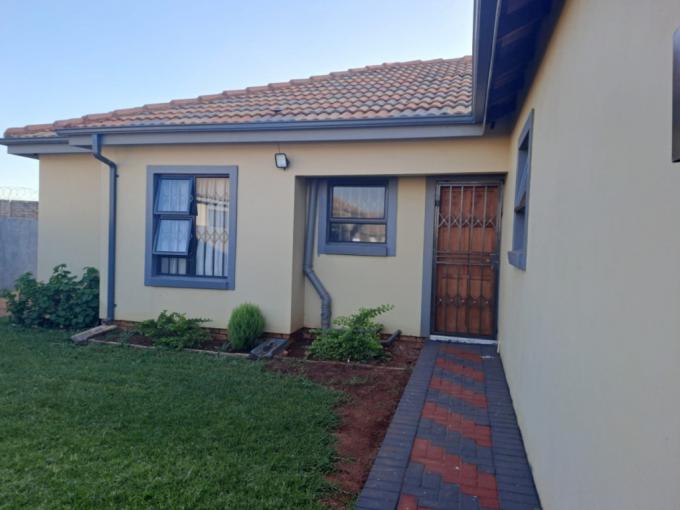 3 Bedroom House for Sale For Sale in Hesteapark - MR681418