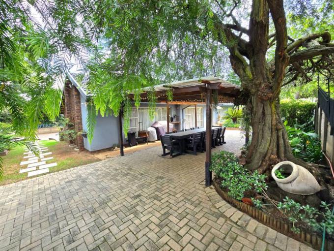 4 Bedroom House for Sale For Sale in Kanonkop - MR681442