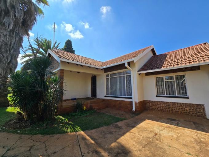 3 Bedroom House for Sale For Sale in Dennesig - MR681447