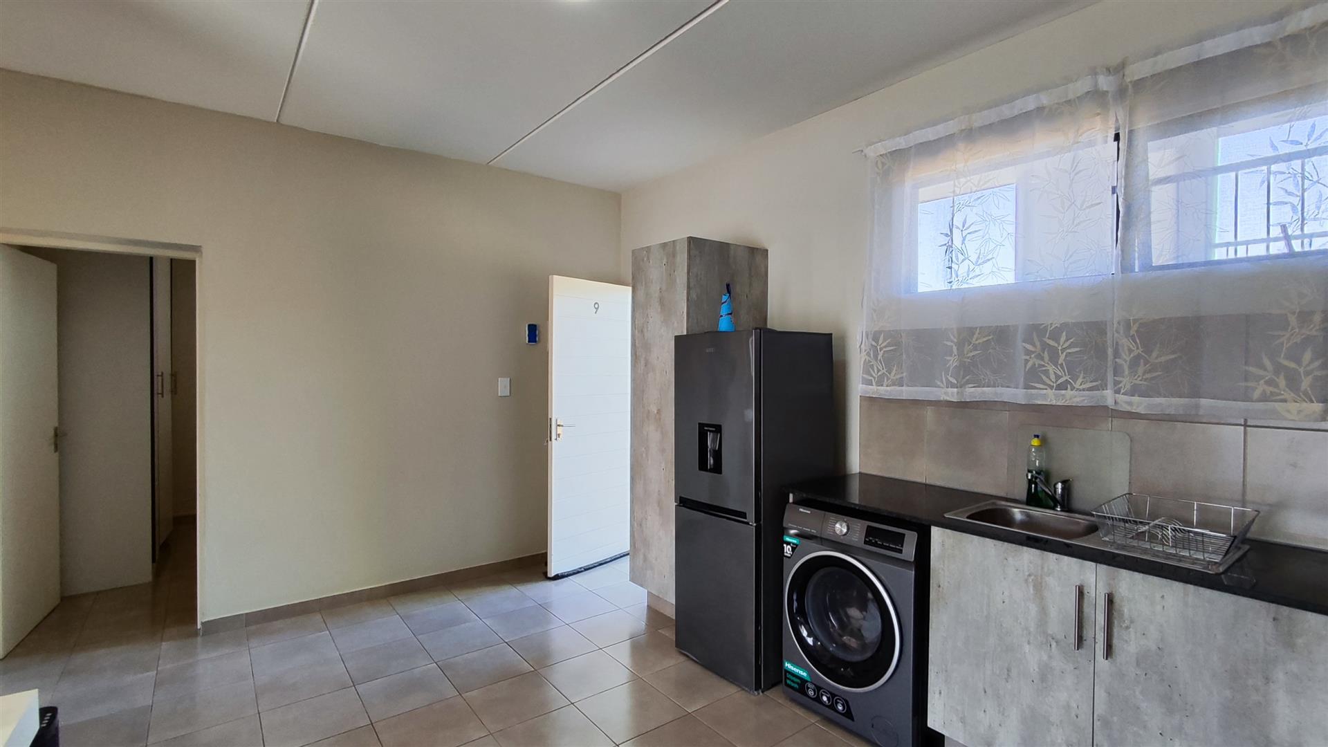 Kitchen - 9 square meters of property in Rynfield