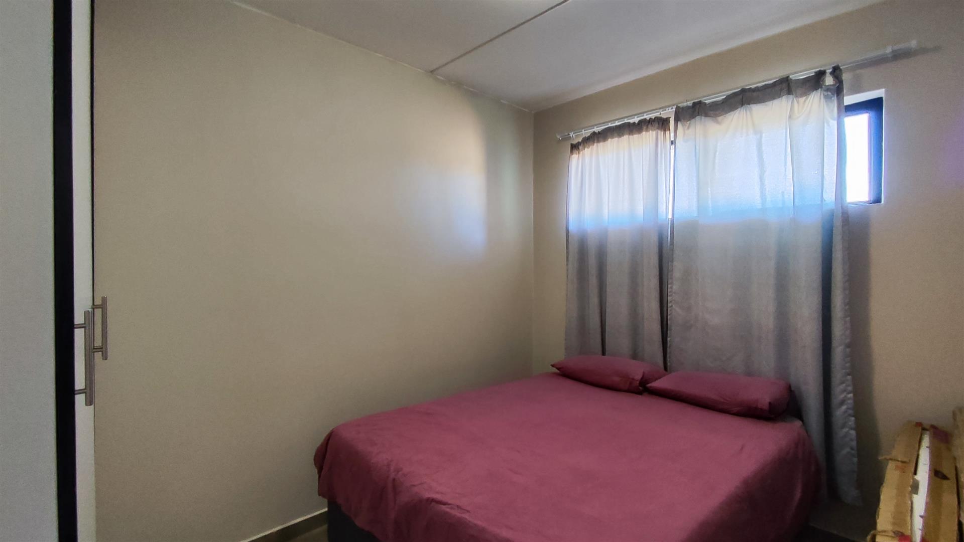 Bed Room 1 - 10 square meters of property in Rynfield