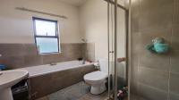Bathroom 1 of property in Rynfield