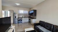 Lounges - 11 square meters of property in Rynfield