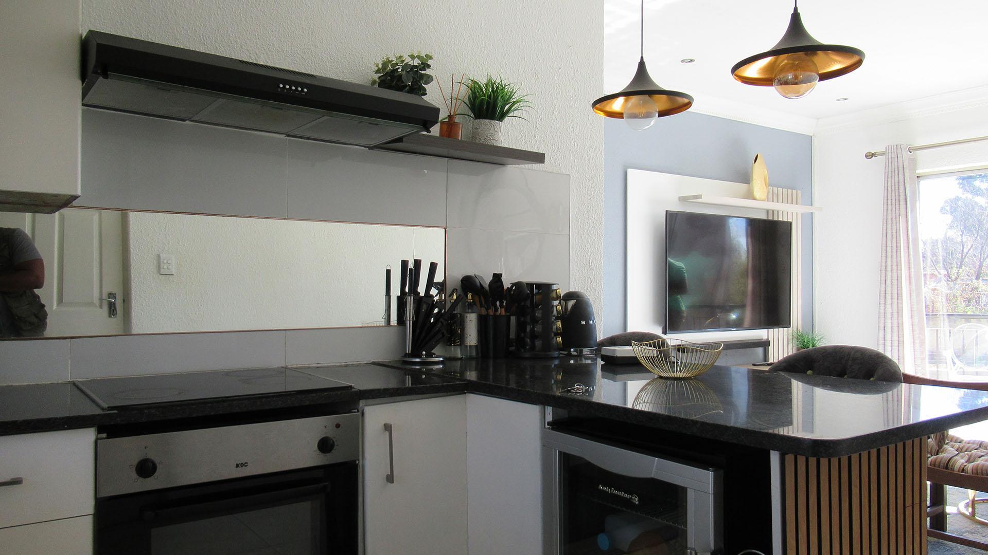 Kitchen - 9 square meters of property in Willowbrook