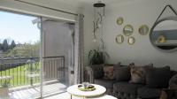 Lounges - 13 square meters of property in Willowbrook