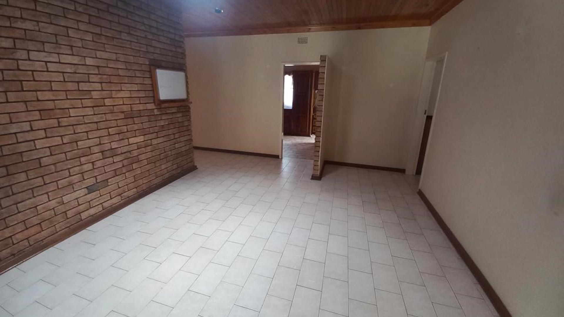 Lounges of property in Mokopane (Potgietersrust)