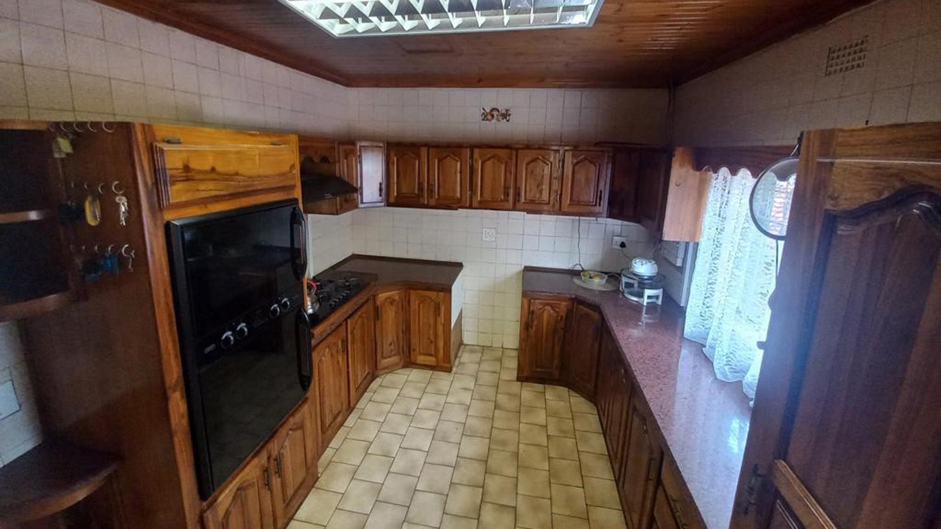 Kitchen of property in Mokopane (Potgietersrust)