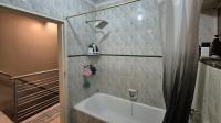 Bathroom 1 - 4 square meters of property in Rhodesfield