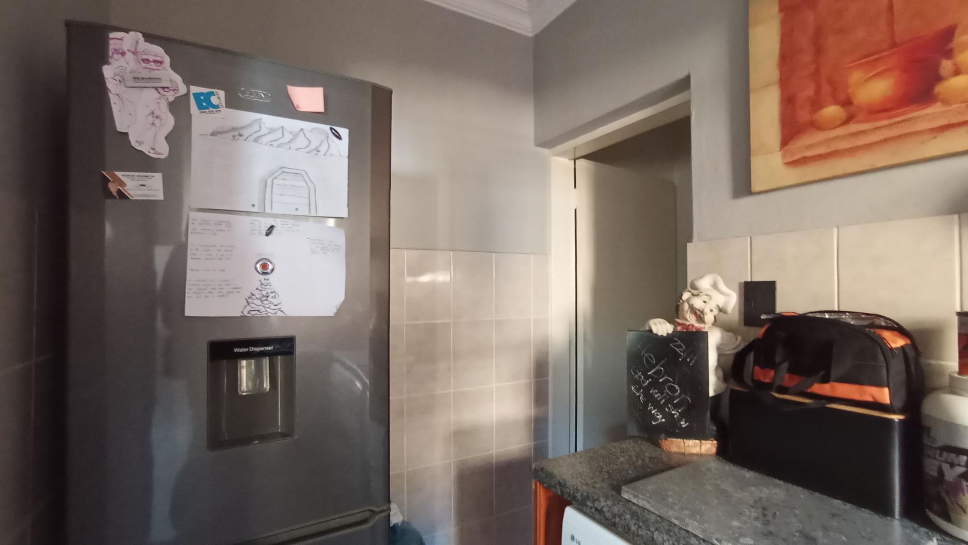 Scullery - 5 square meters of property in Radiokop