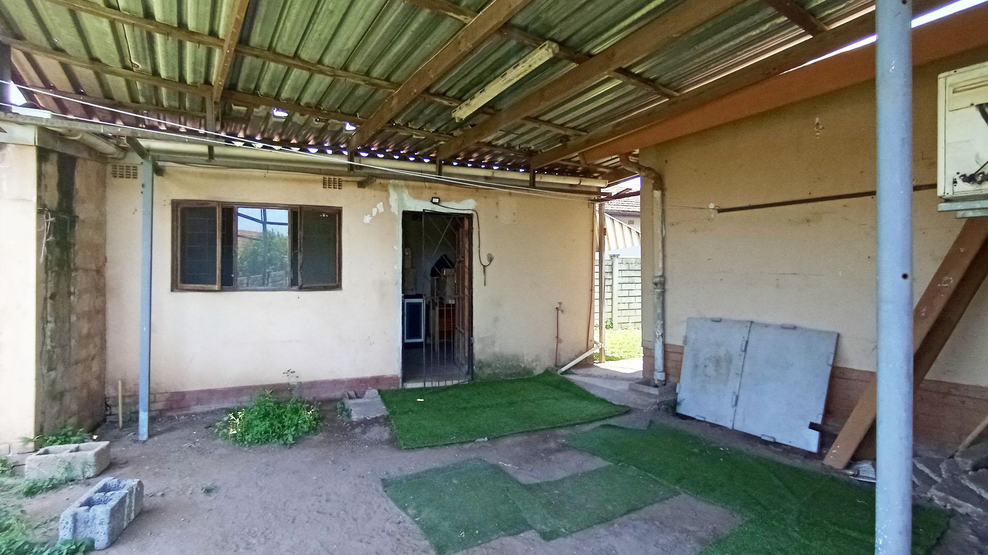 Patio - 55 square meters of property in Sea View 