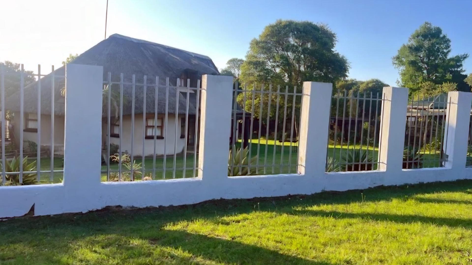 Front View of property in Graskop