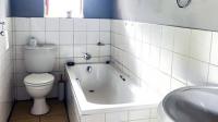Bathroom 1 of property in Graskop