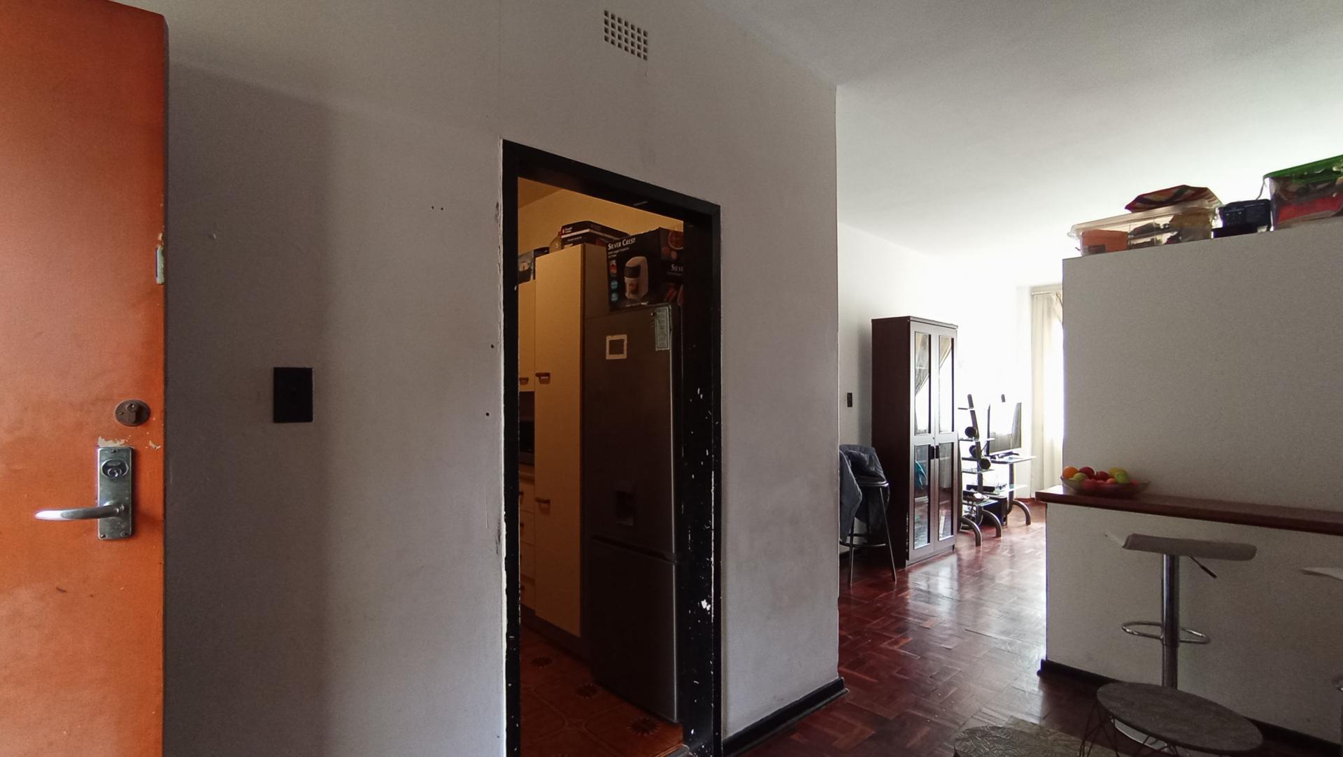 Dining Room - 9 square meters of property in Florida North