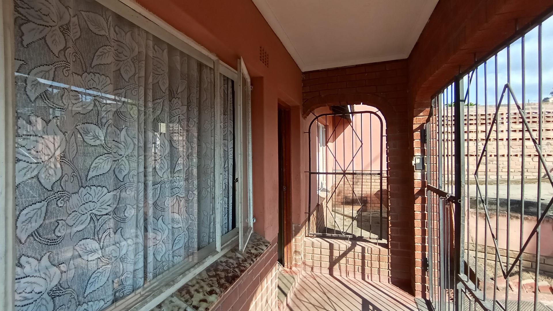 Patio - 10 square meters of property in Woodlands - PMB