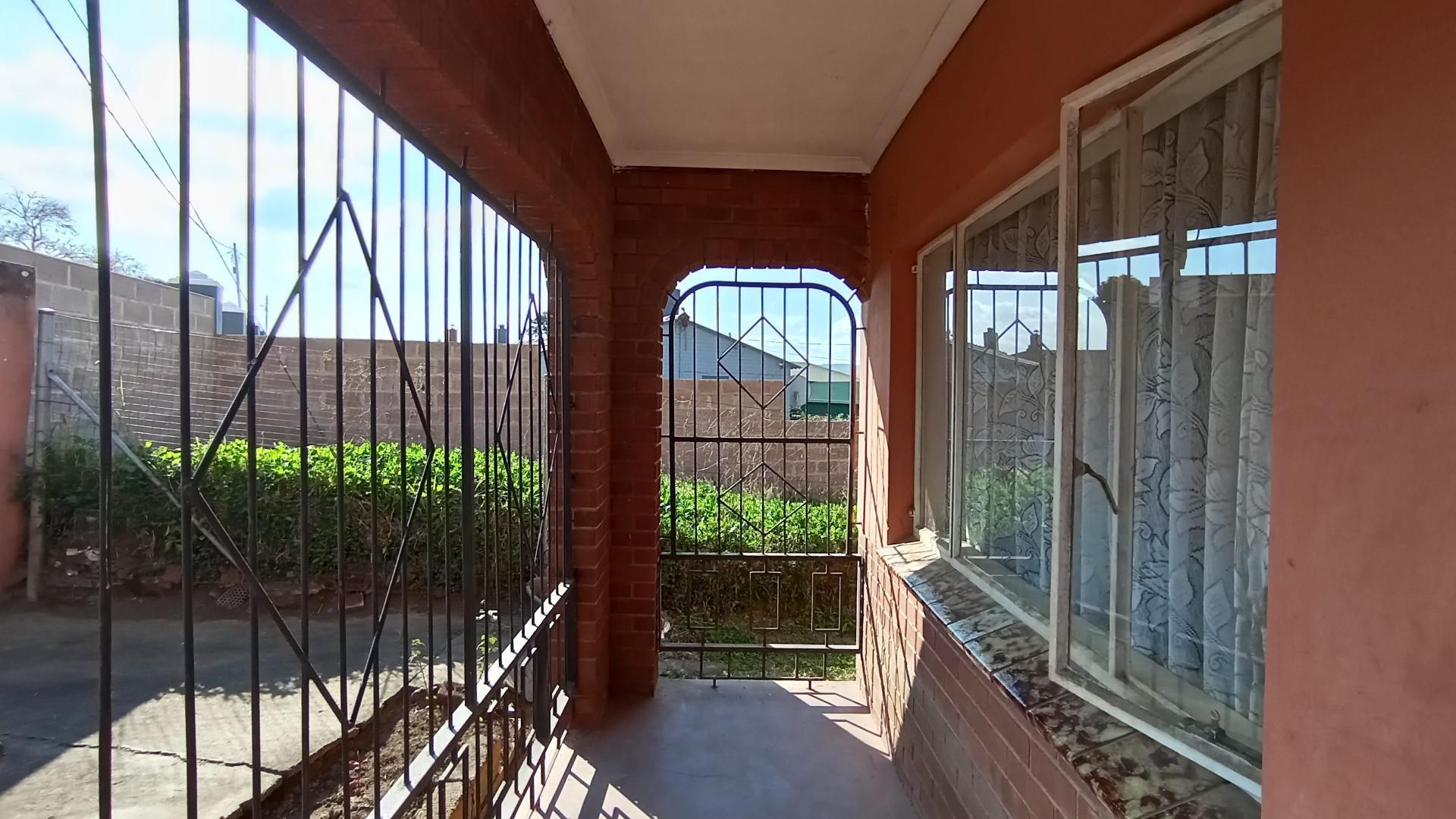 Patio - 10 square meters of property in Woodlands - PMB
