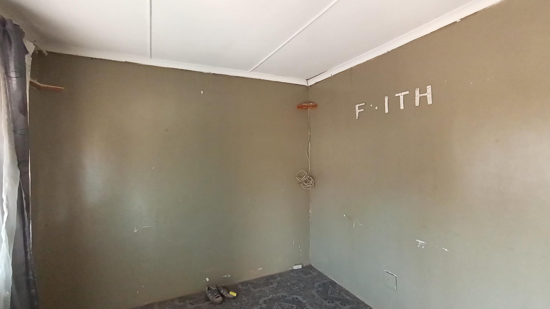 Lounges - 14 square meters of property in Woodlands - PMB