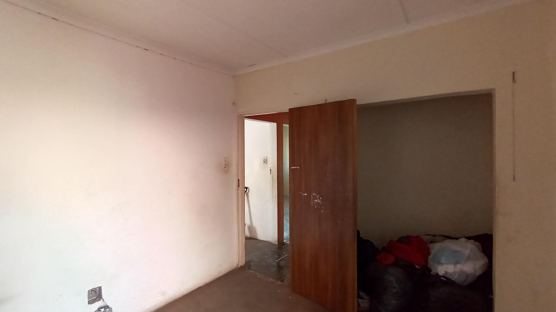 Bed Room 2 - 13 square meters of property in Woodlands - PMB
