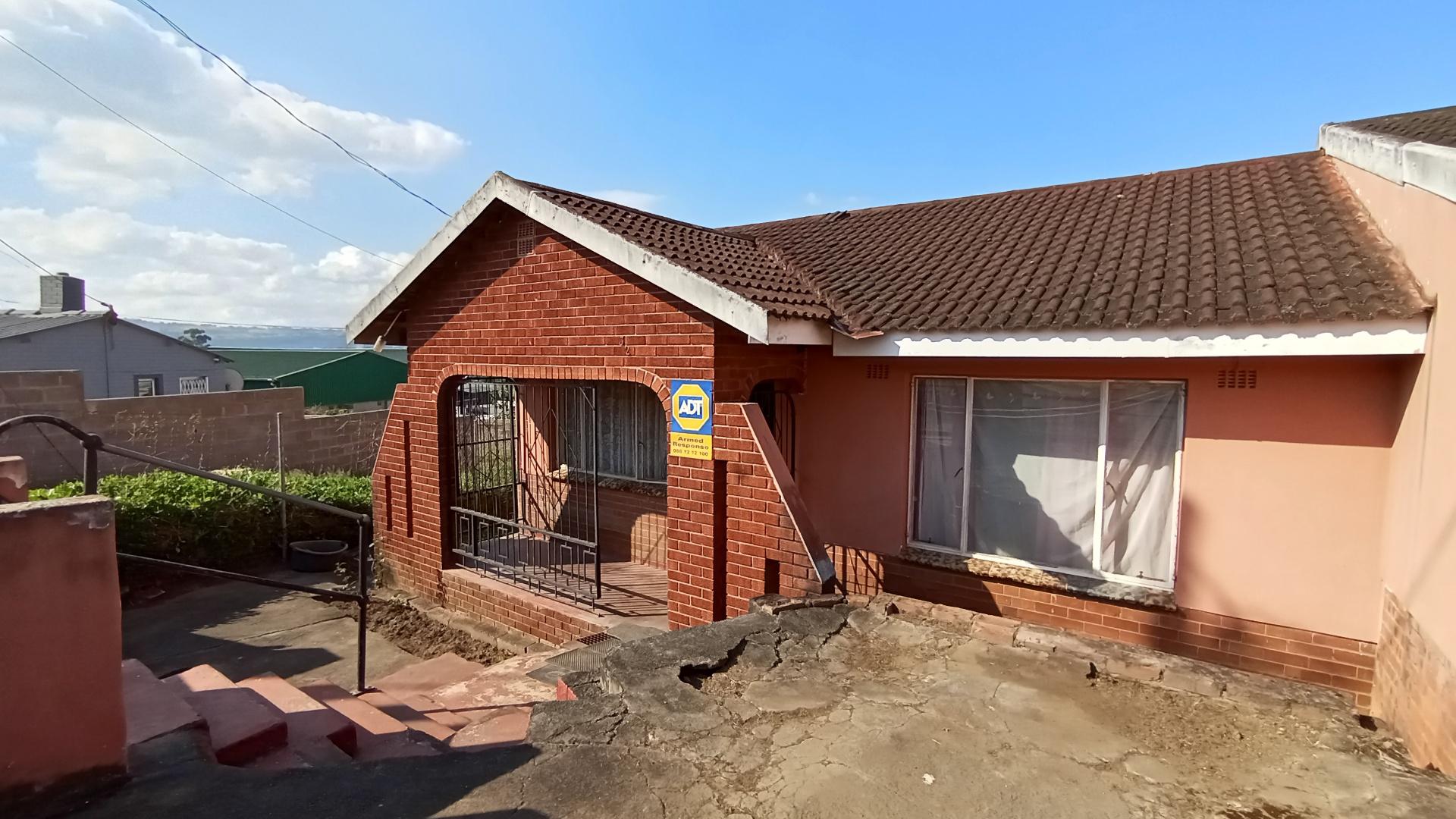 Front View of property in Woodlands - PMB