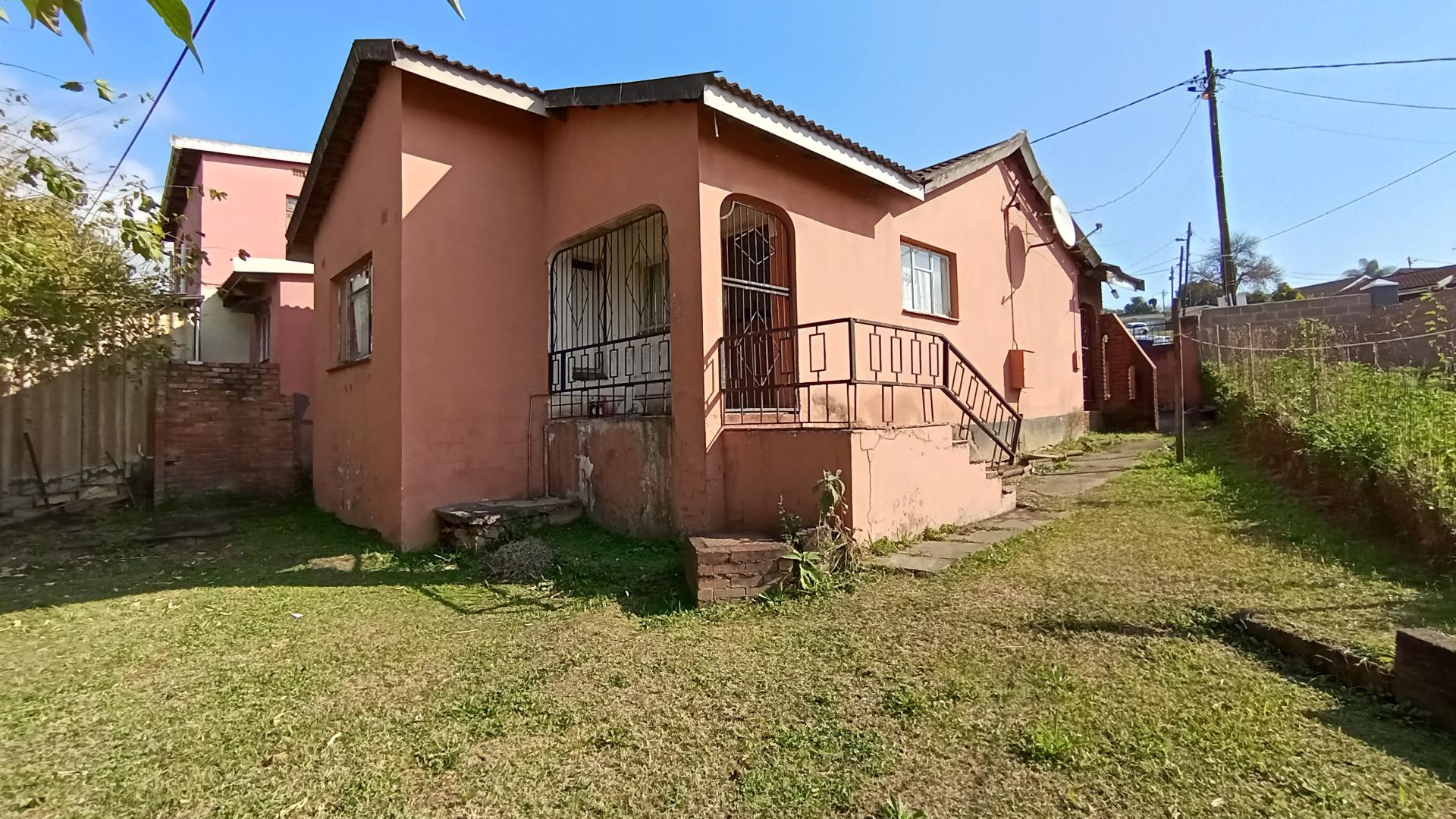 Backyard of property in Woodlands - PMB