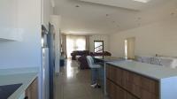 Kitchen - 22 square meters of property in The Orchards