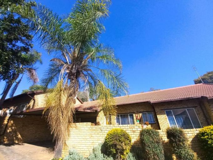 3 Bedroom Sectional Title for Sale For Sale in Safarituine - MR681583