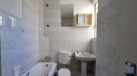 Bathroom 1 - 5 square meters of property in Florida