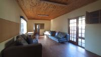 Lounges - 90 square meters of property in Clubview