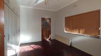 Bed Room 3 - 19 square meters of property in Clubview