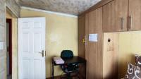Bed Room 2 - 9 square meters of property in Vosloorus