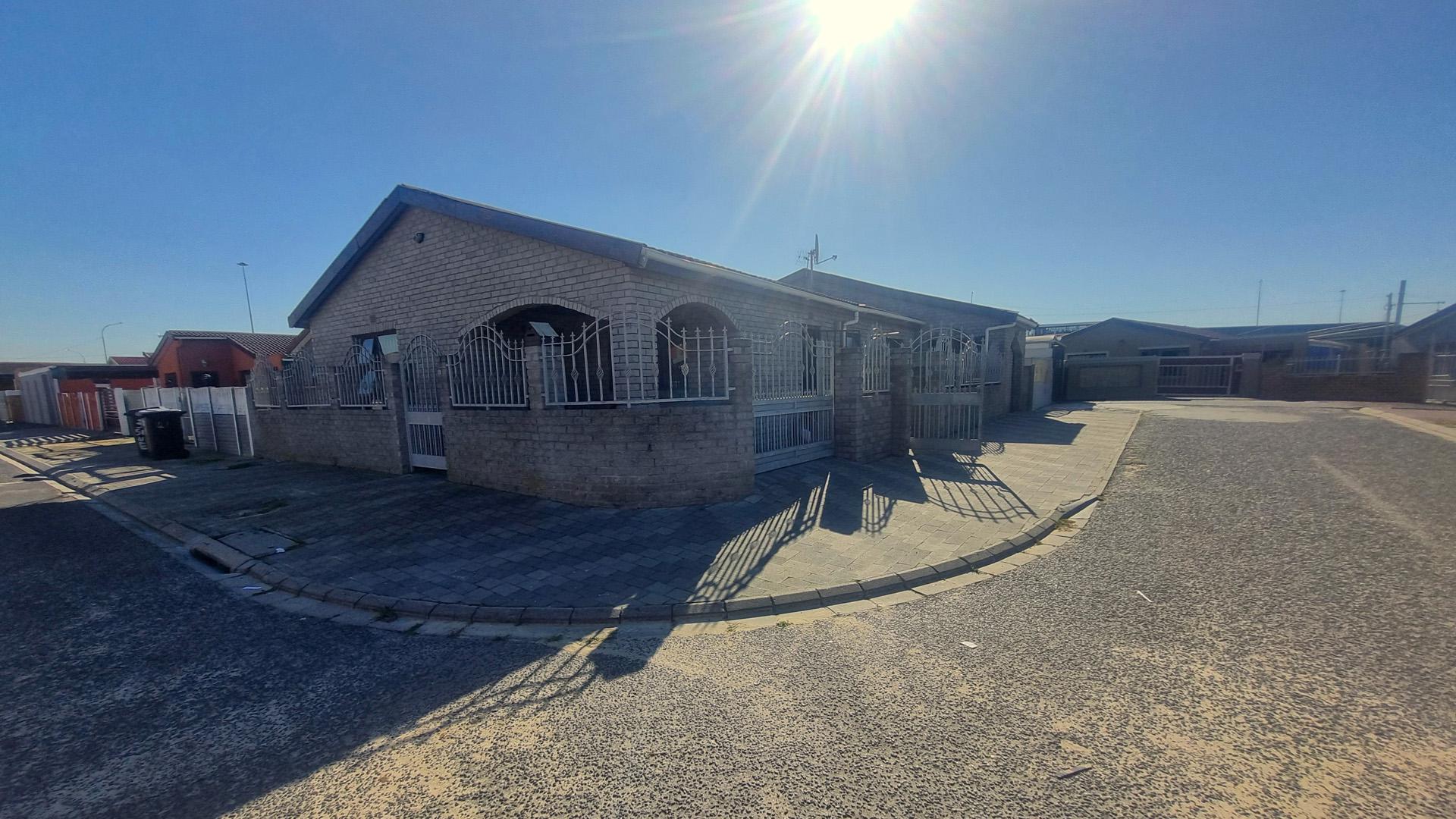 Front View of property in Ilitha Park