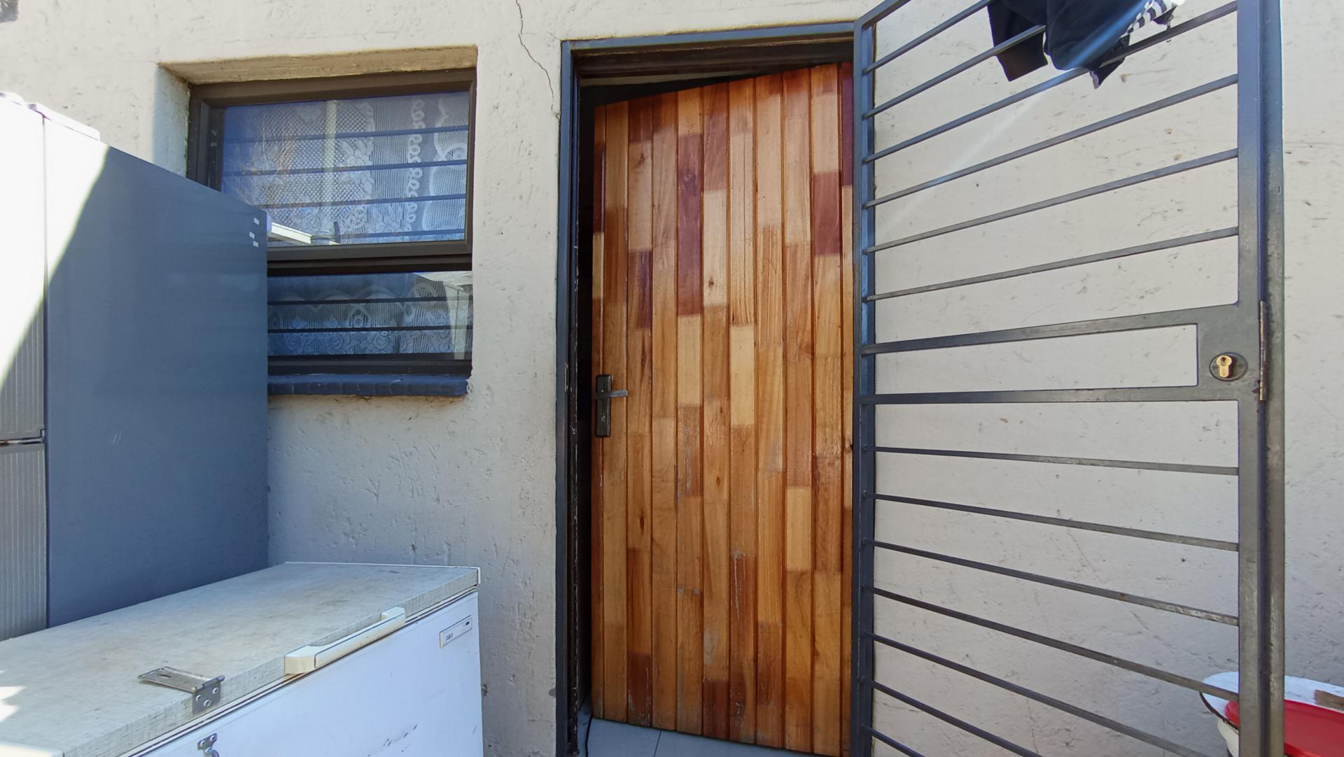 Front View of property in Hurst Hill