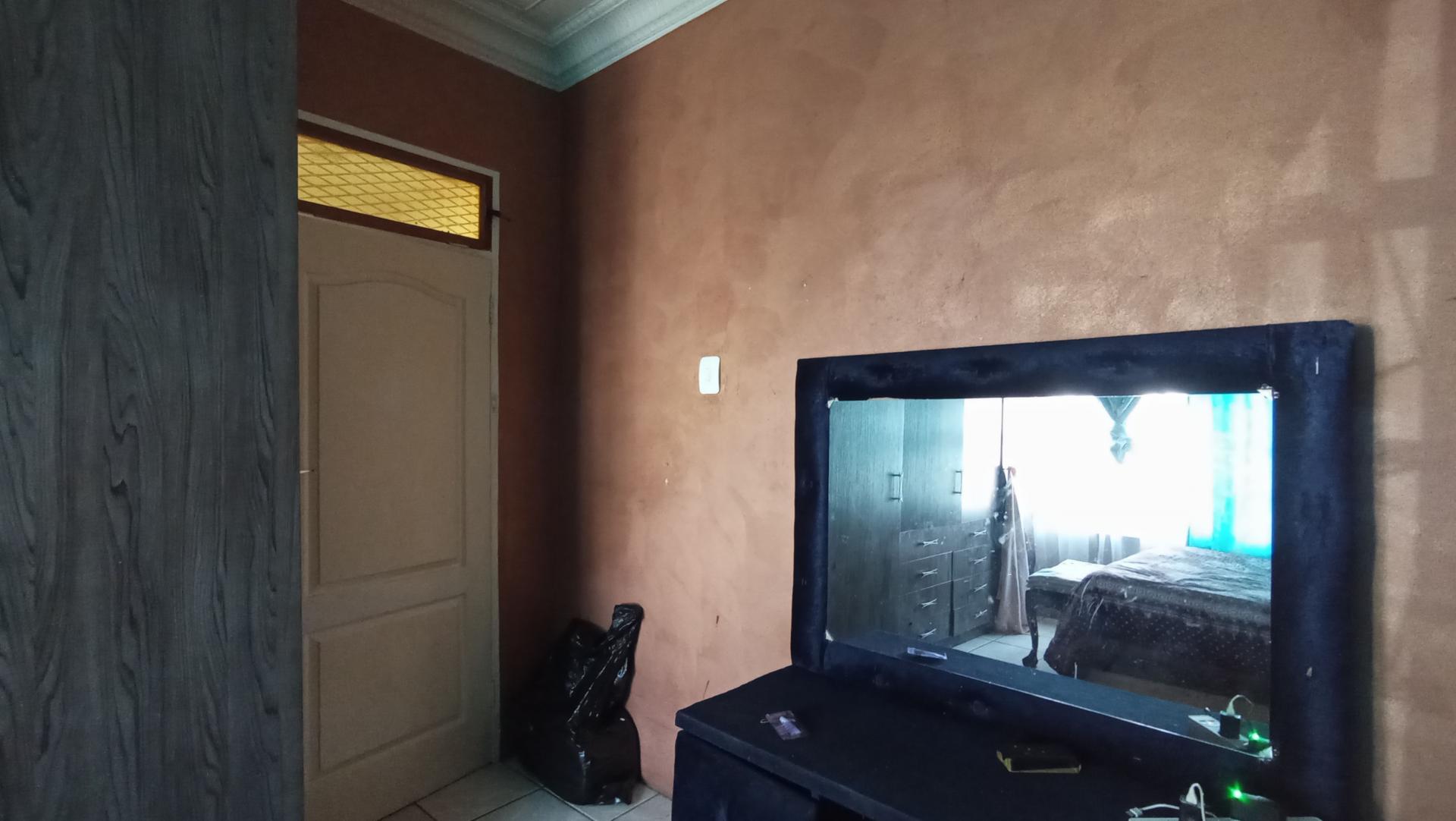 Bed Room 1 - 26 square meters of property in Hurst Hill