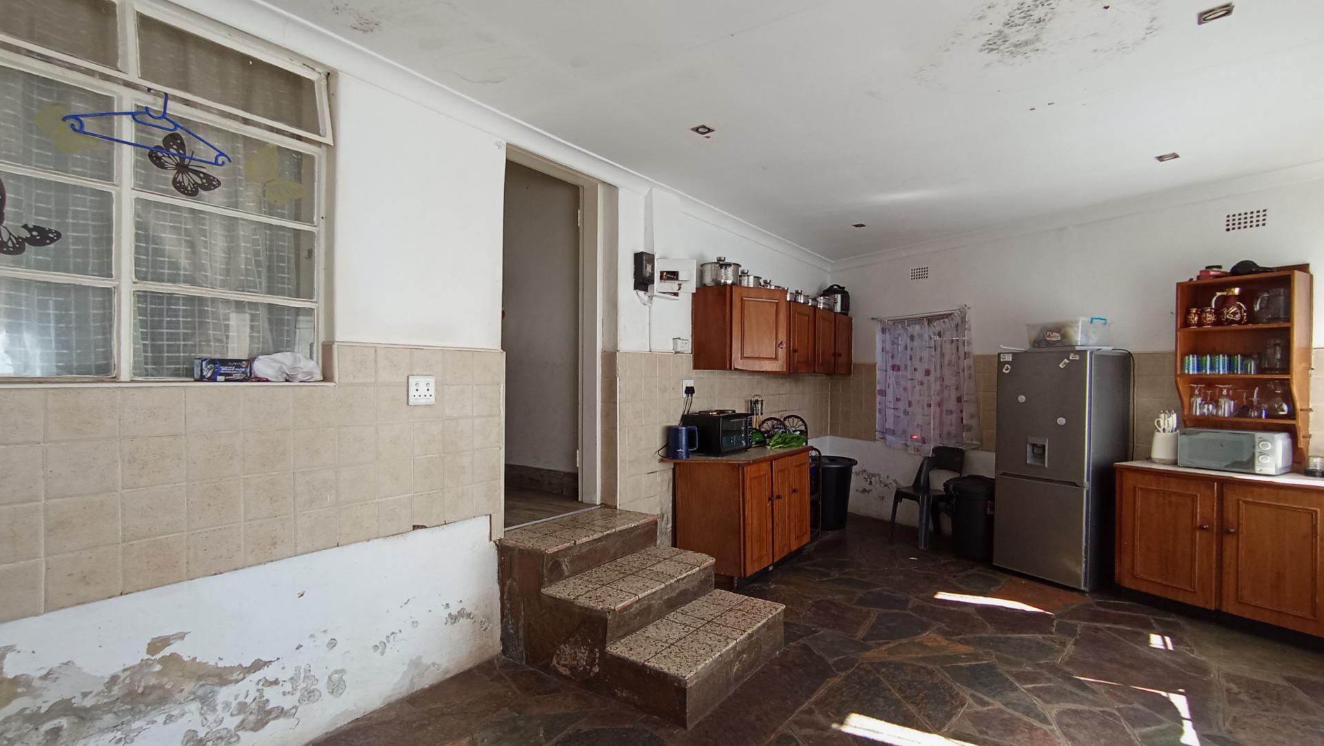 Kitchen - 25 square meters of property in Hurst Hill