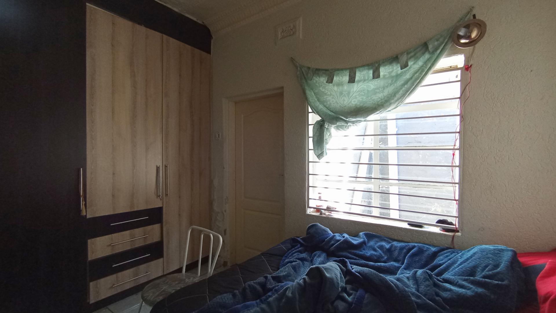 Bed Room 2 - 15 square meters of property in Hurst Hill