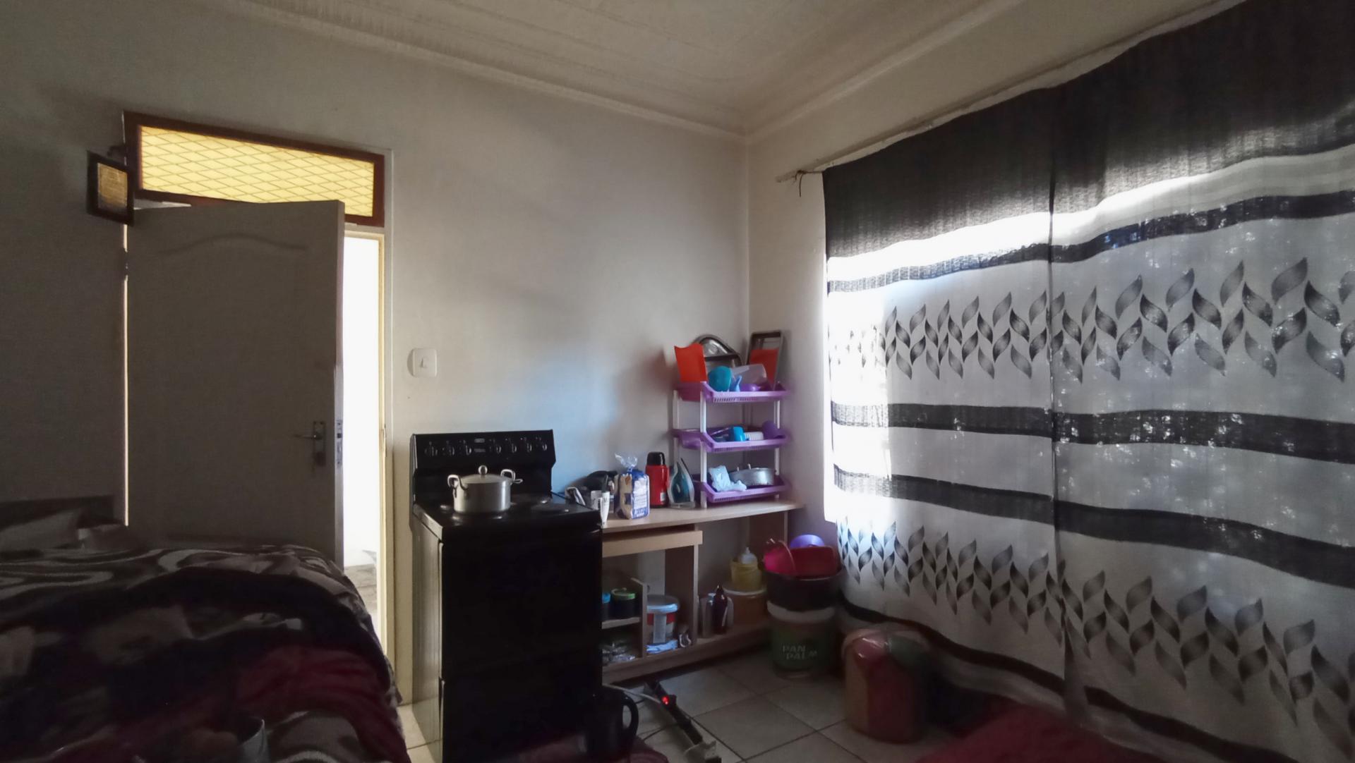 Bed Room 3 - 16 square meters of property in Hurst Hill