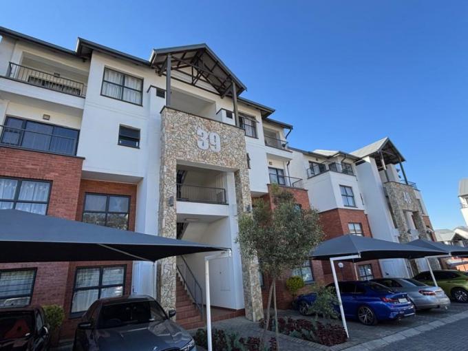 1 Bedroom Simplex for Sale For Sale in Oakdene - MR681613
