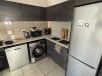  of property in Oakdene