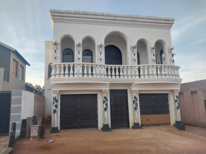 5 Bedroom House for Sale For Sale in Ormonde - MR681618