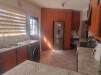  of property in Mondeor
