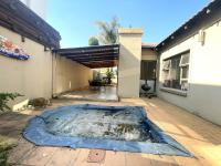  of property in Amberfield Valley