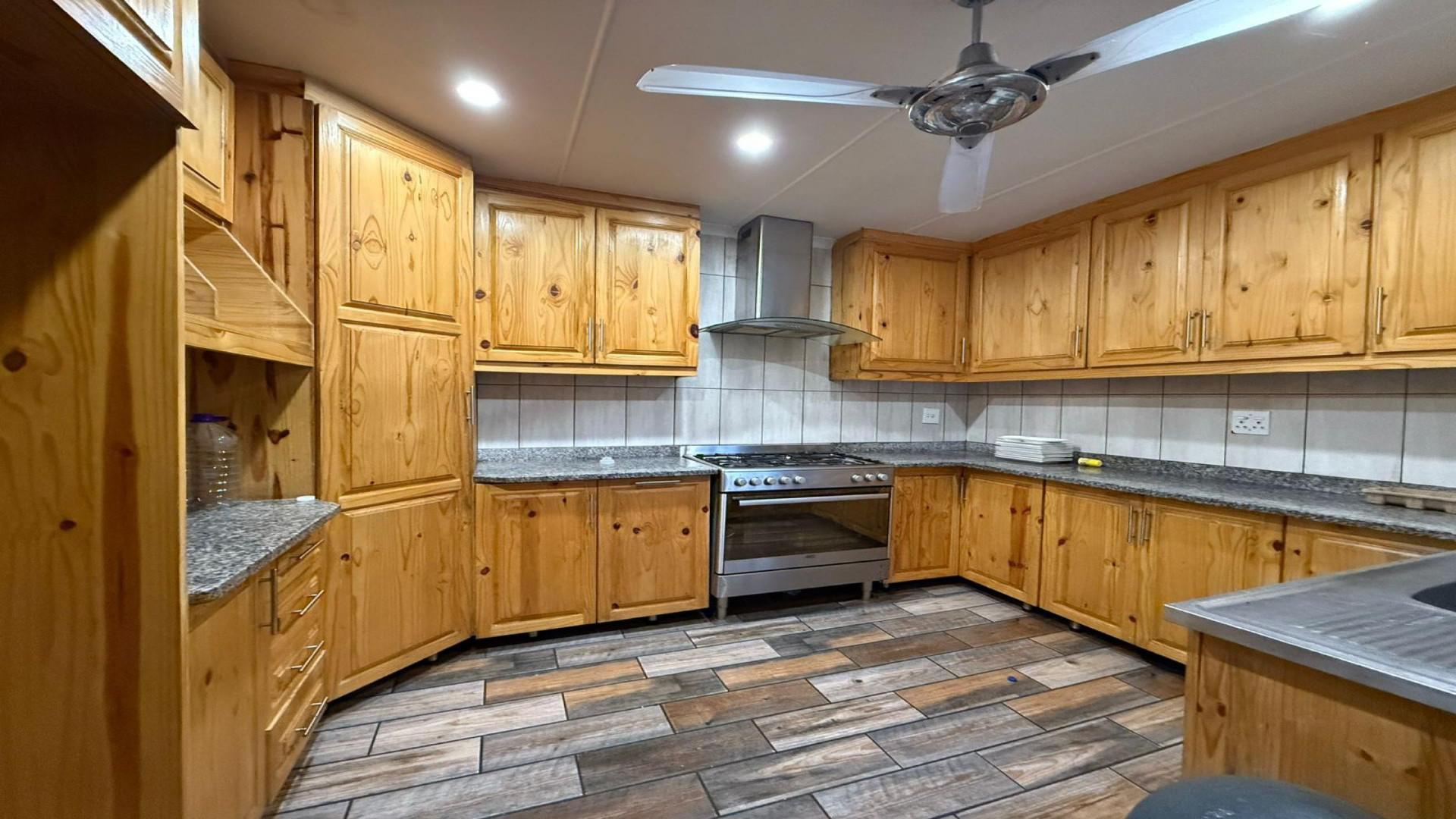 Kitchen of property in Veld En Vlei