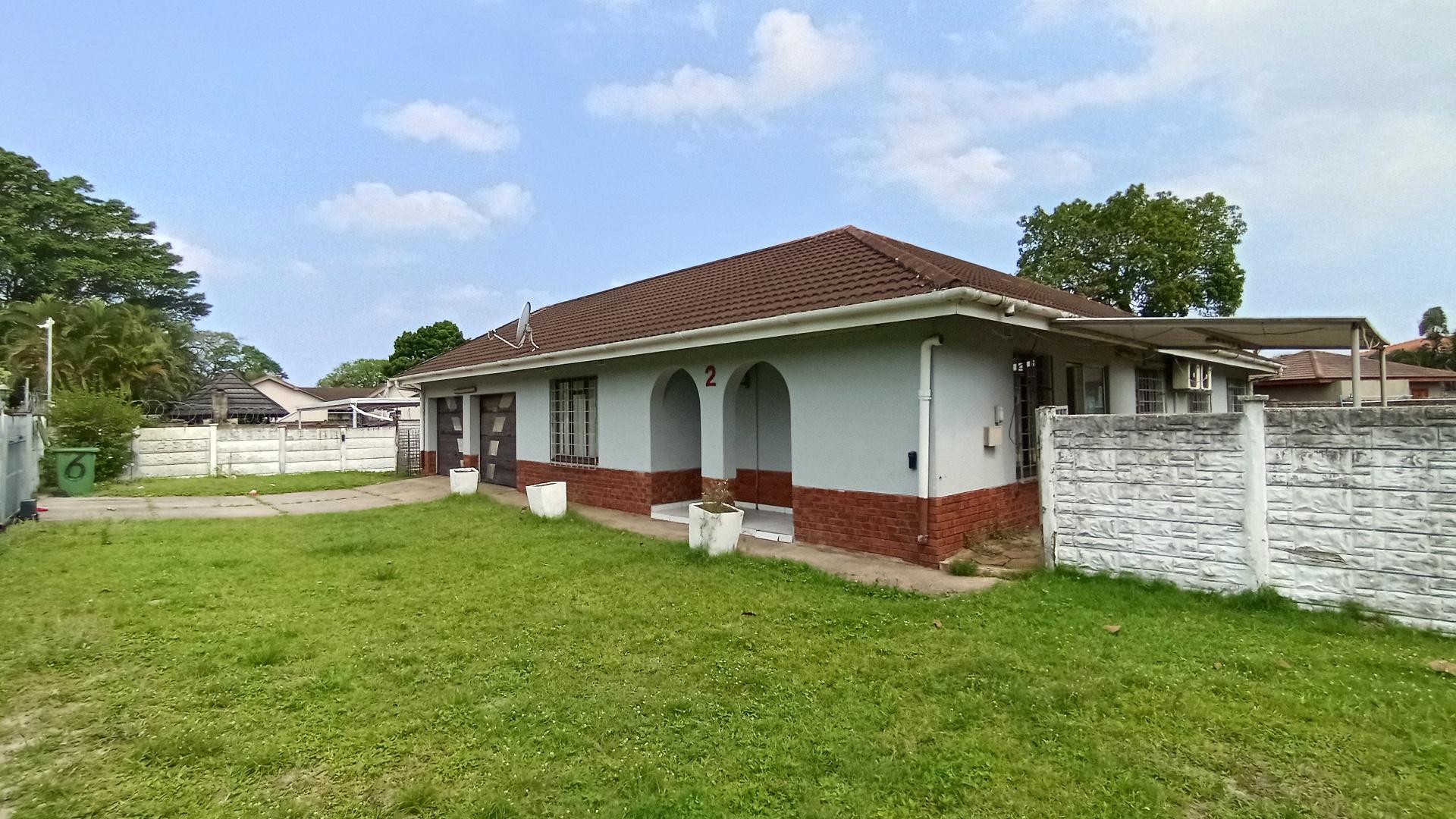 Front View of property in Veld En Vlei