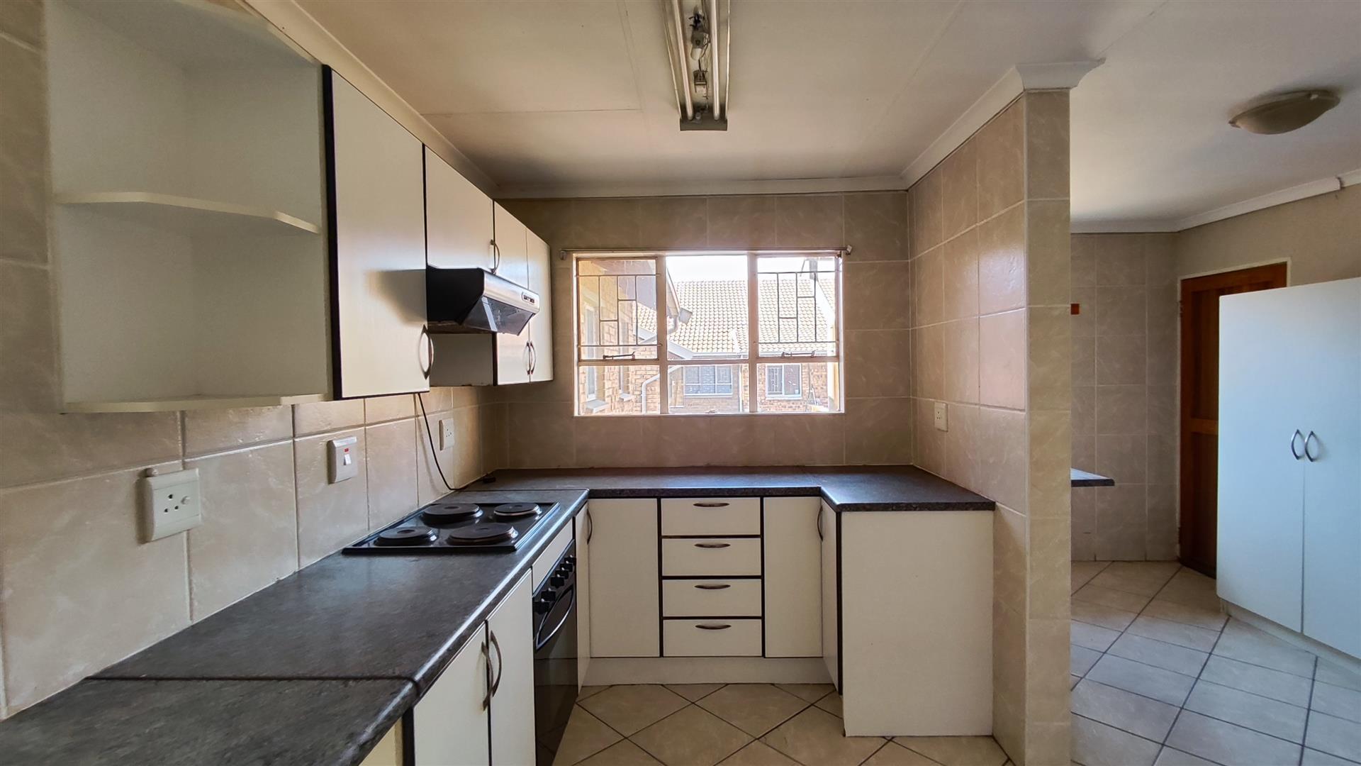 Kitchen - 10 square meters of property in Terenure