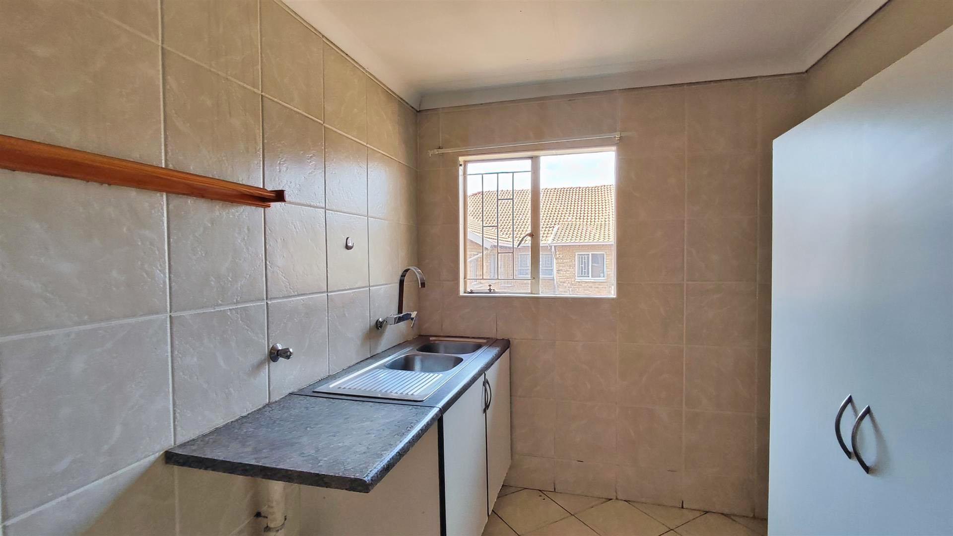 Scullery - 9 square meters of property in Terenure