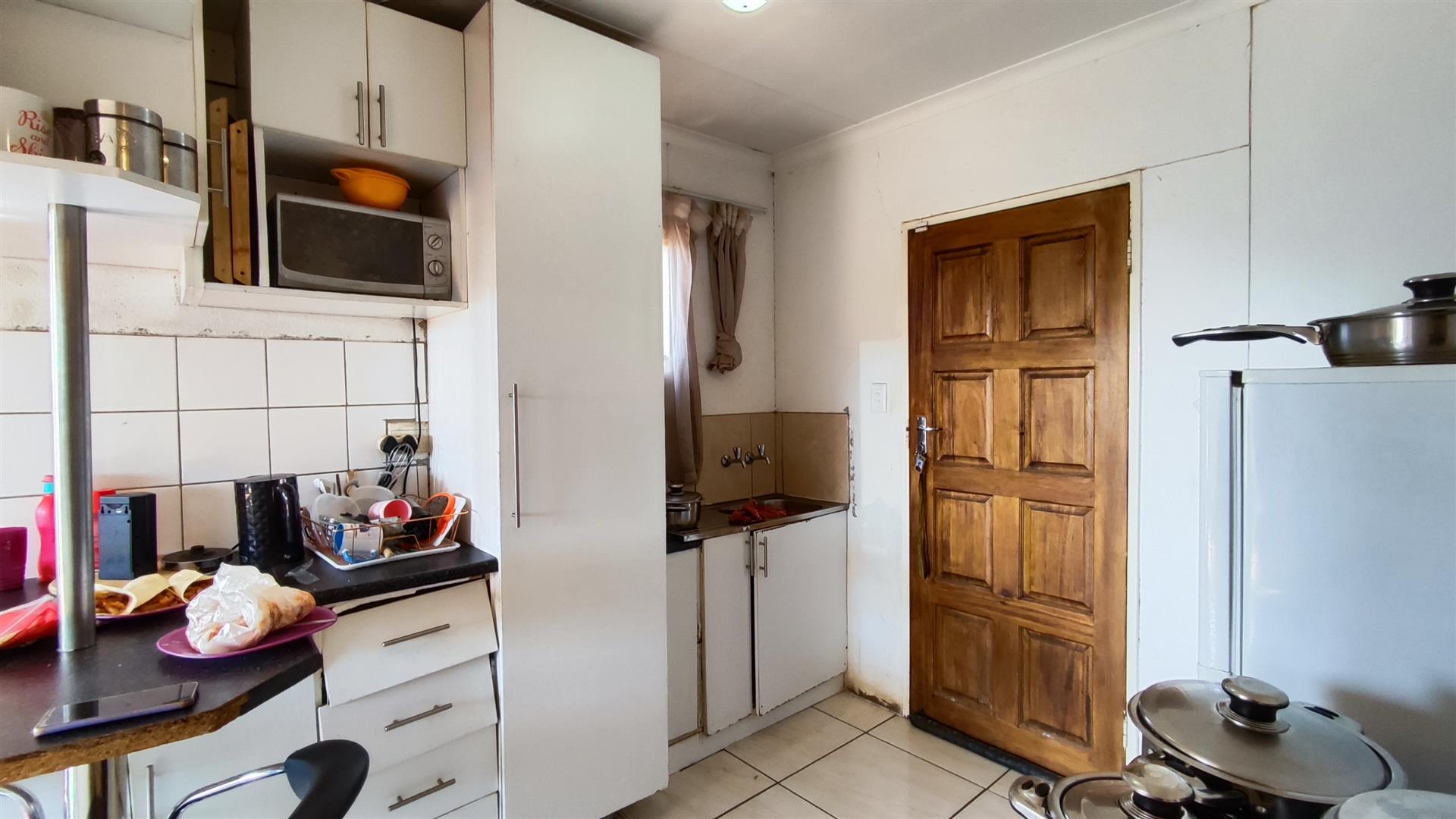 Kitchen - 9 square meters of property in Windmill Park