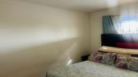 Bed Room 1 of property in Windmill Park