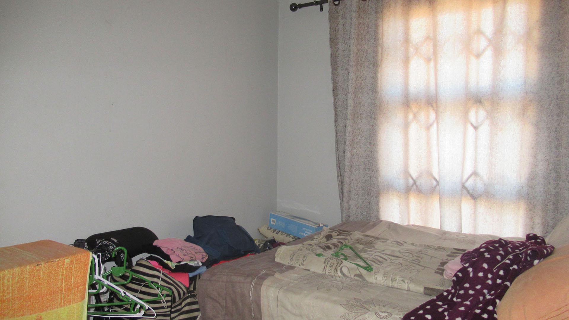 Bed Room 2 - 7 square meters of property in Tirong 