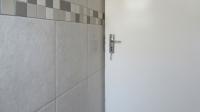 Bathroom 2 - 2 square meters of property in Tirong 
