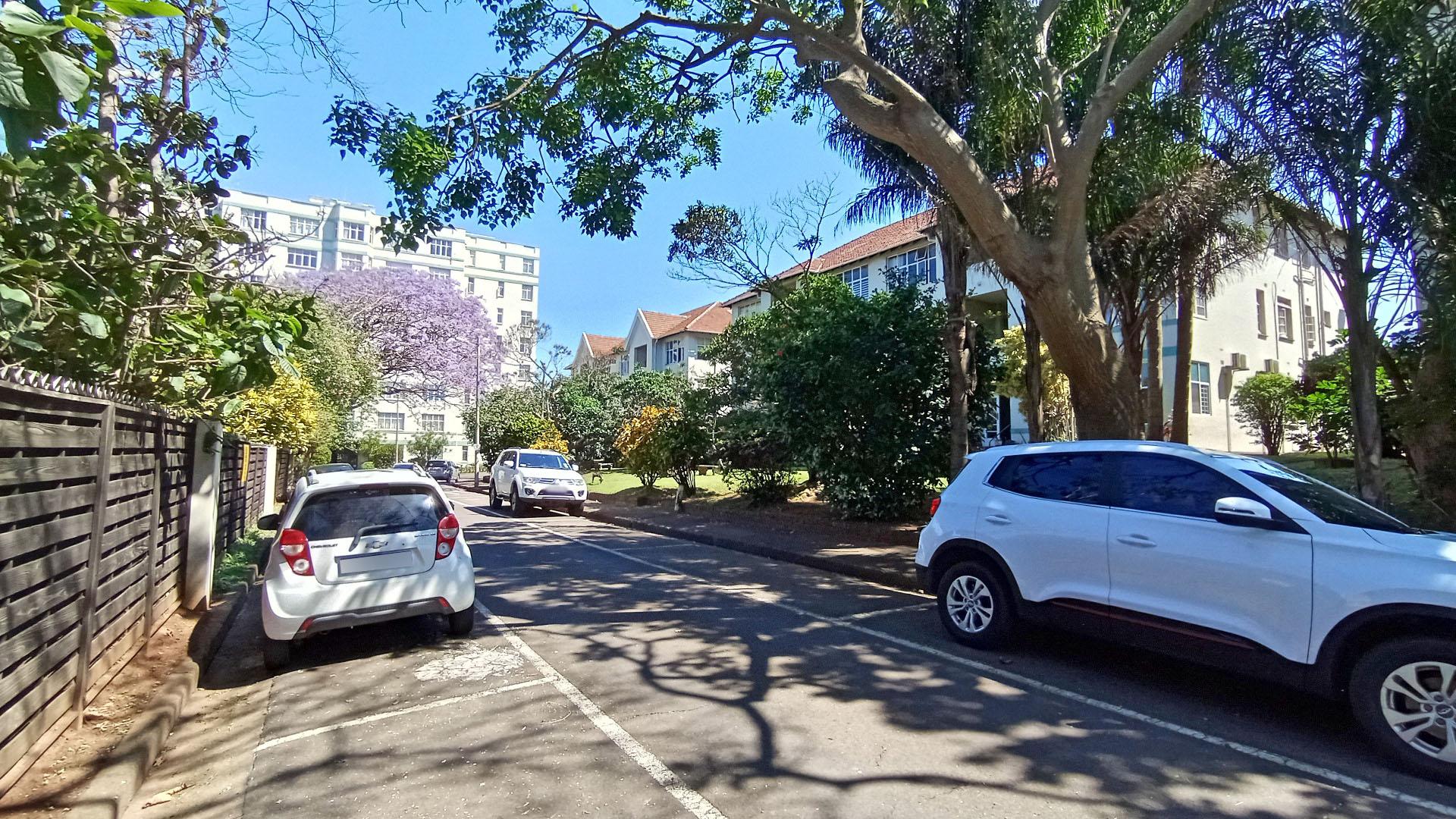 Front View of property in Bulwer (Dbn)